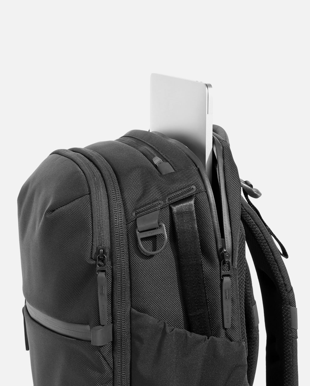 AER Travel Pack 4 28L