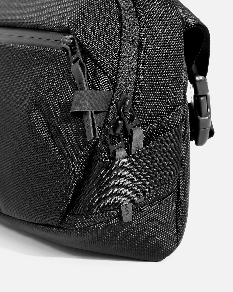 AER Day Sling 4 Max