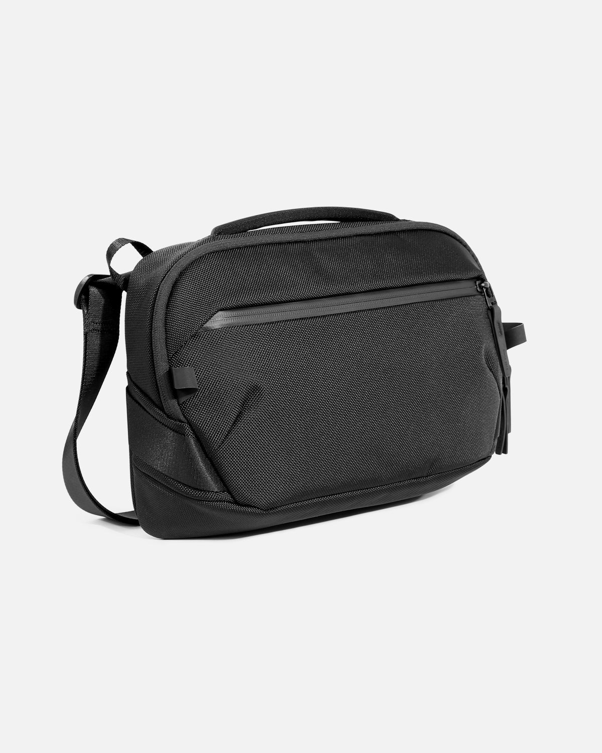 AER Day Sling 4 Max