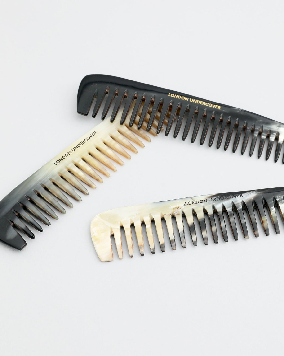 London Undercover 7" wide tooth comb - BLACK