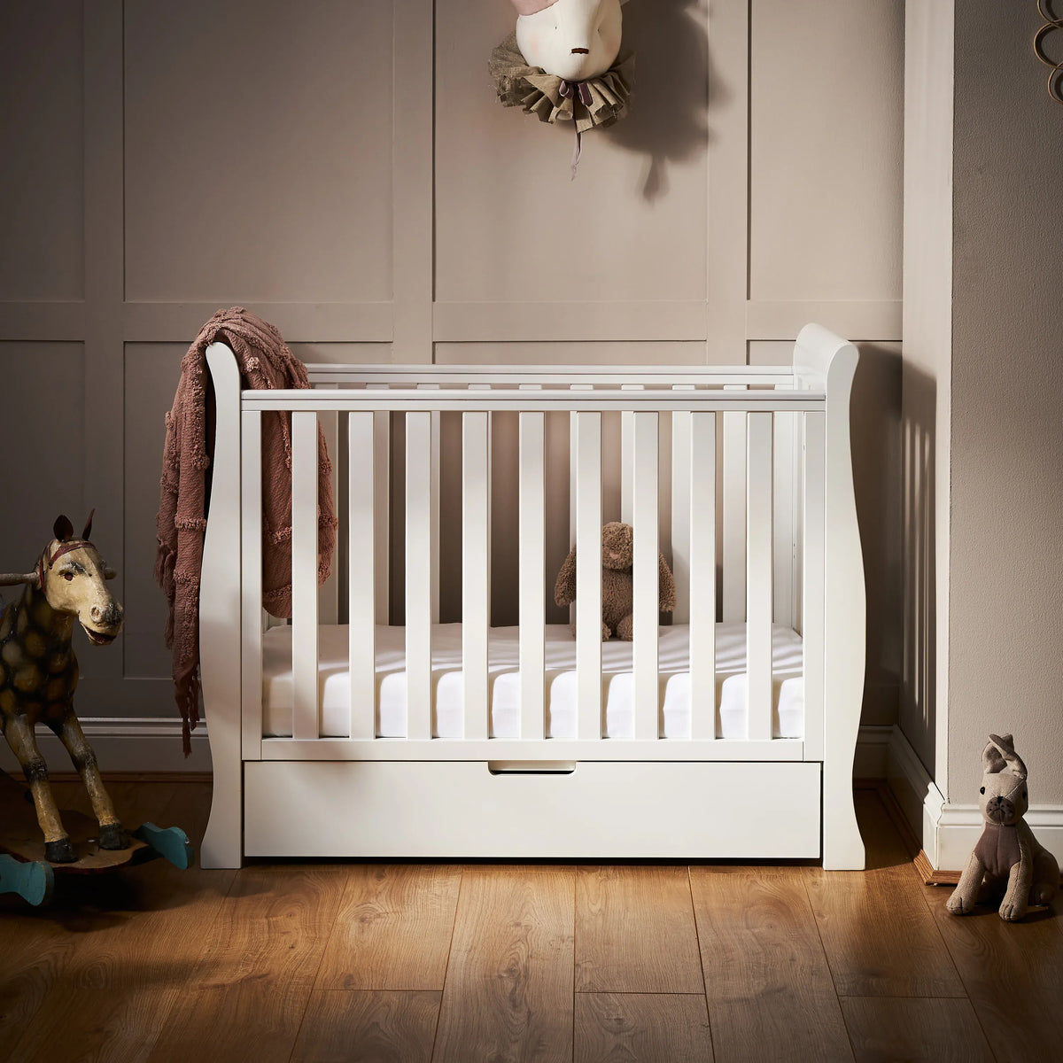 Obaby Stamford Space Saver Sleigh (2 Piece) Room Set - White